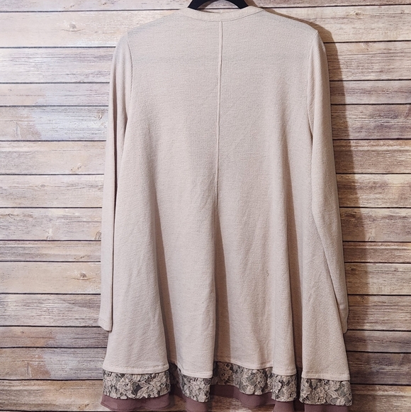 LOGO Women's Cream Cardigan with Lace Trim - Picture 2 of 4